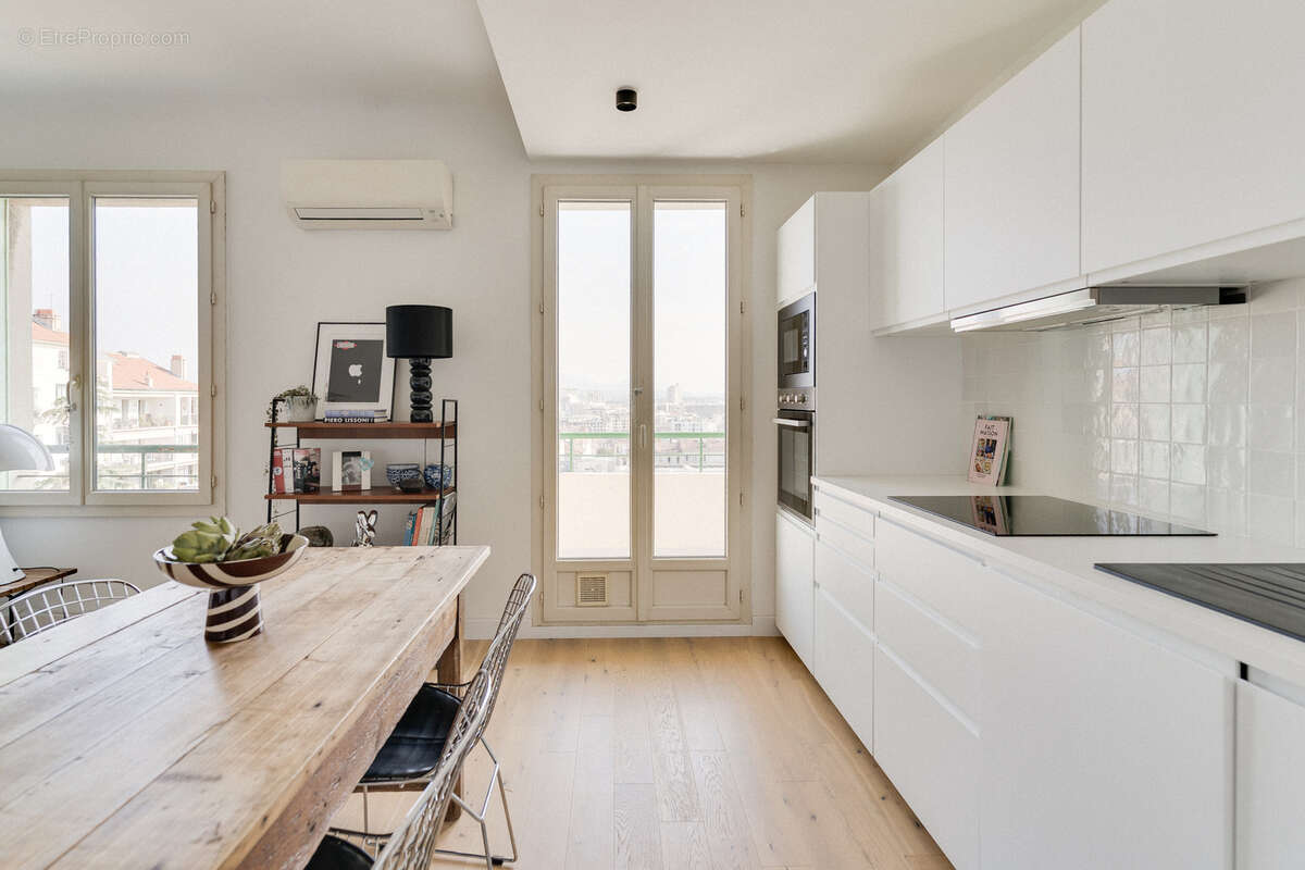 Appartement à MARSEILLE-6E