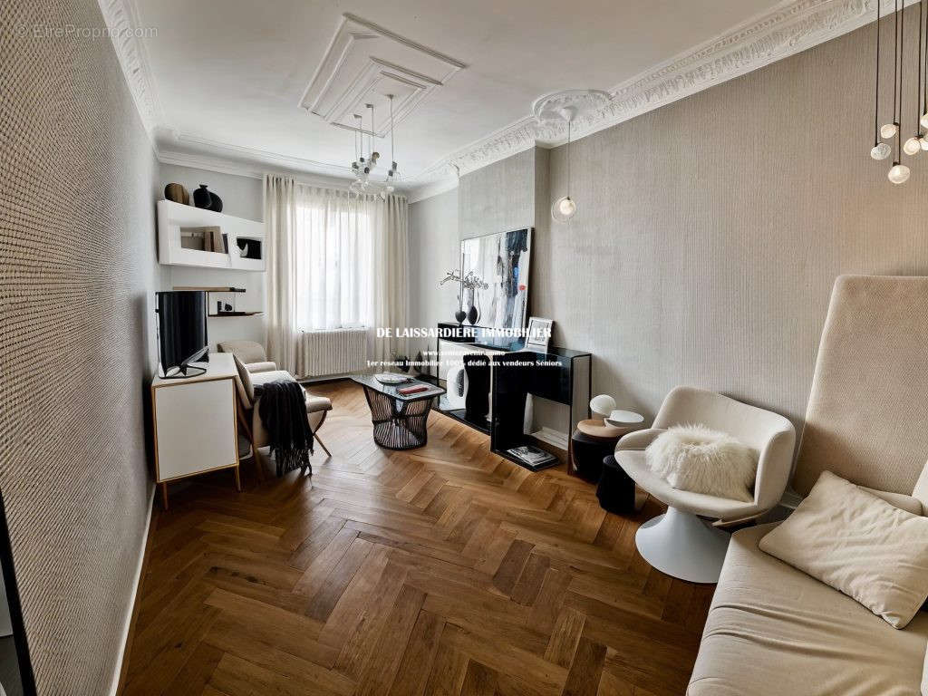 IDÉE DE RENOVATION  - Appartement à MARSEILLE-1E