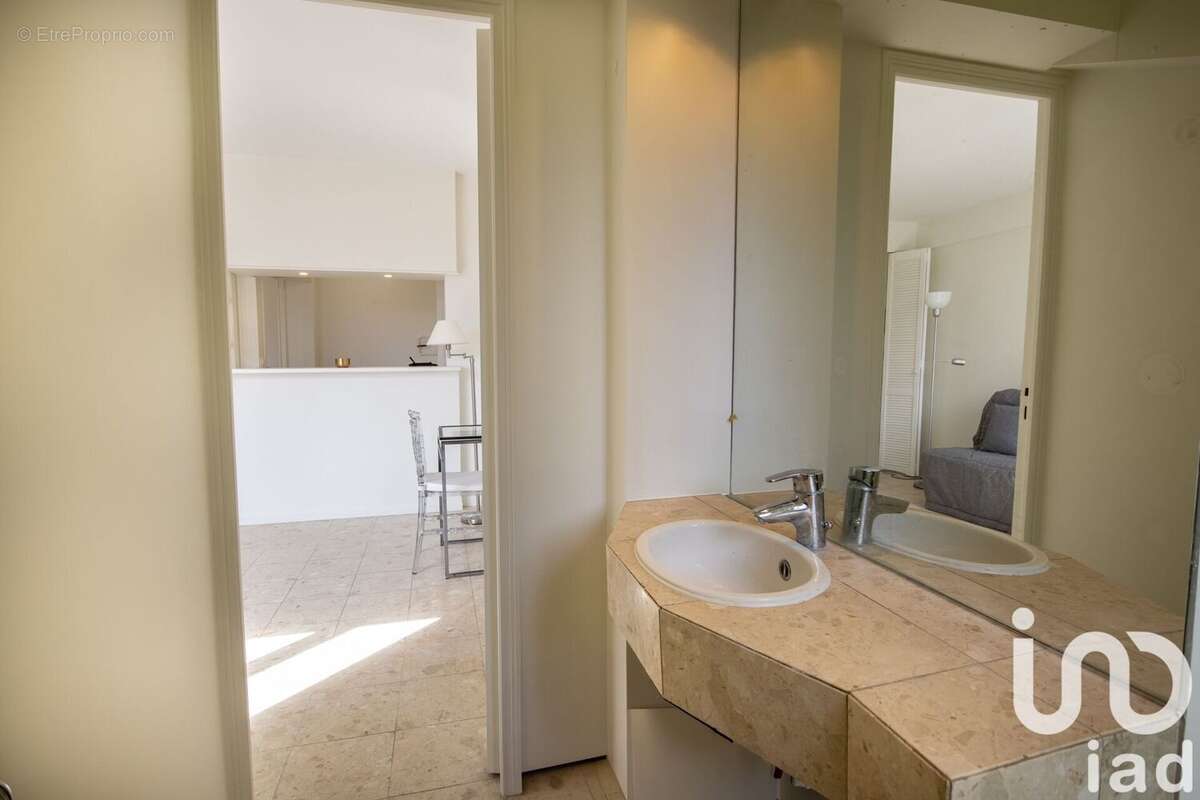 Photo 9 - Appartement à PARIS-17E