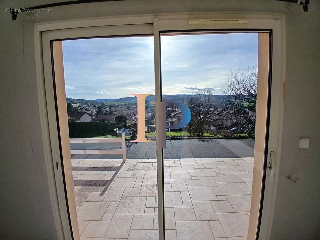 Maison à CHAUFFAILLES