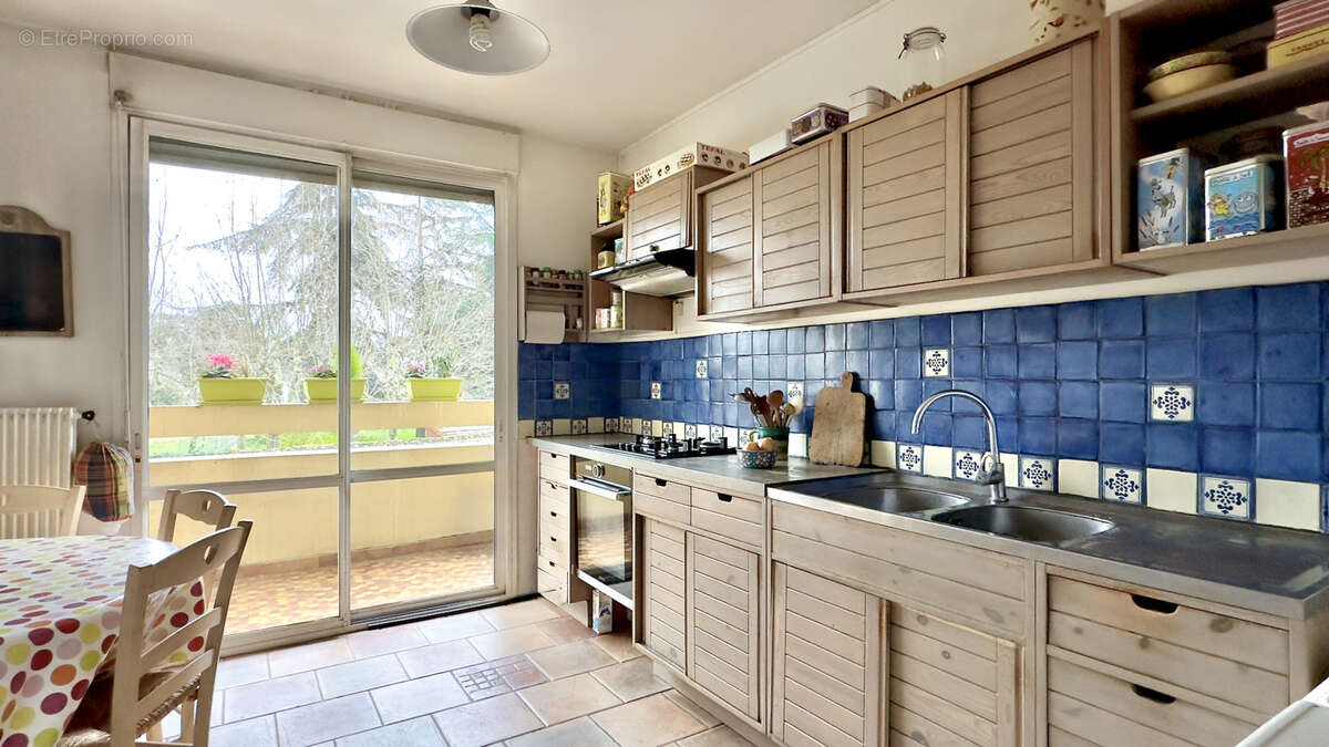 Appartement à LYON-5E