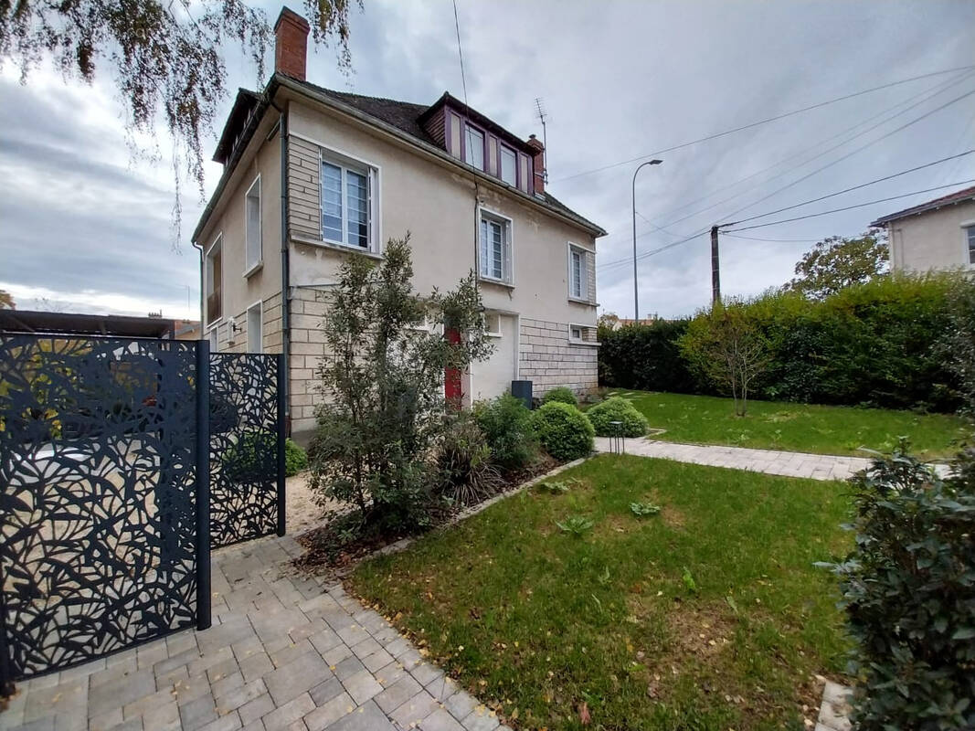 Maison à SAINT-BENOIT