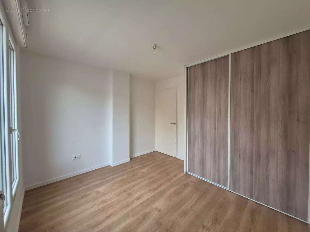 Appartement à LE BLANC-MESNIL