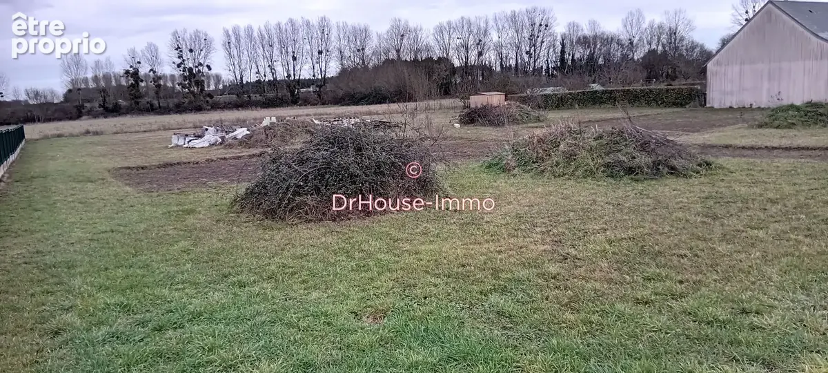 Terrain 1 254 m² à vendre à Savigne-Sur-Lathan (37340) - photo 12
