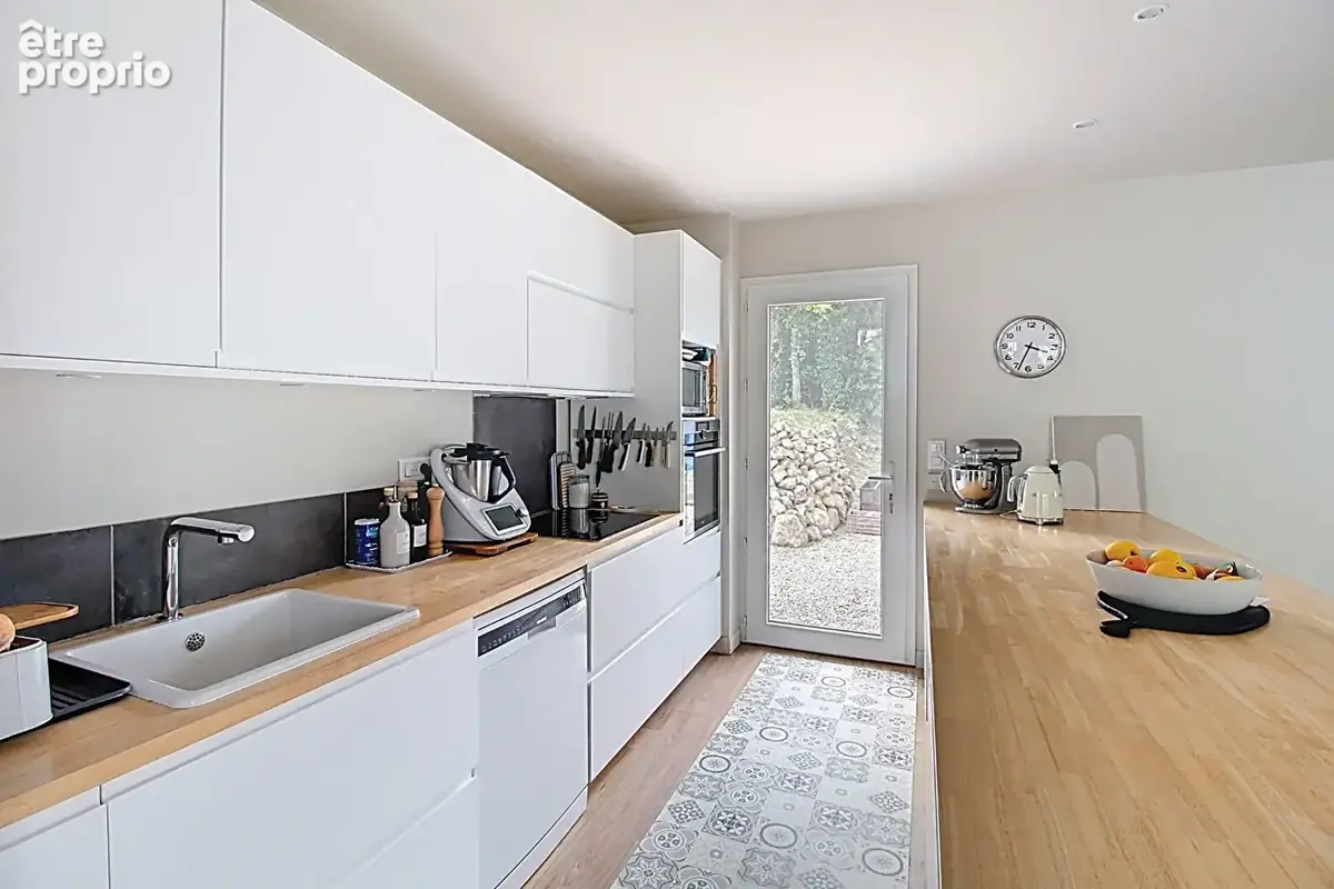 A VENDRE DRAGUIGNAN - Maison 124 m²  3 chambres sur 975 m² de terrain - photo 5