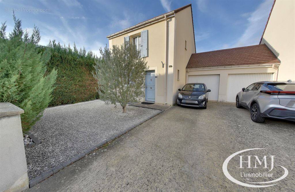 Maison à LISSES