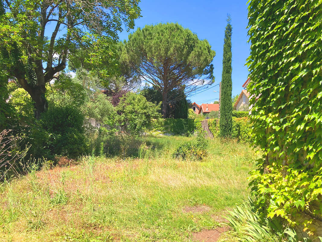 Maison à MONTELIMAR