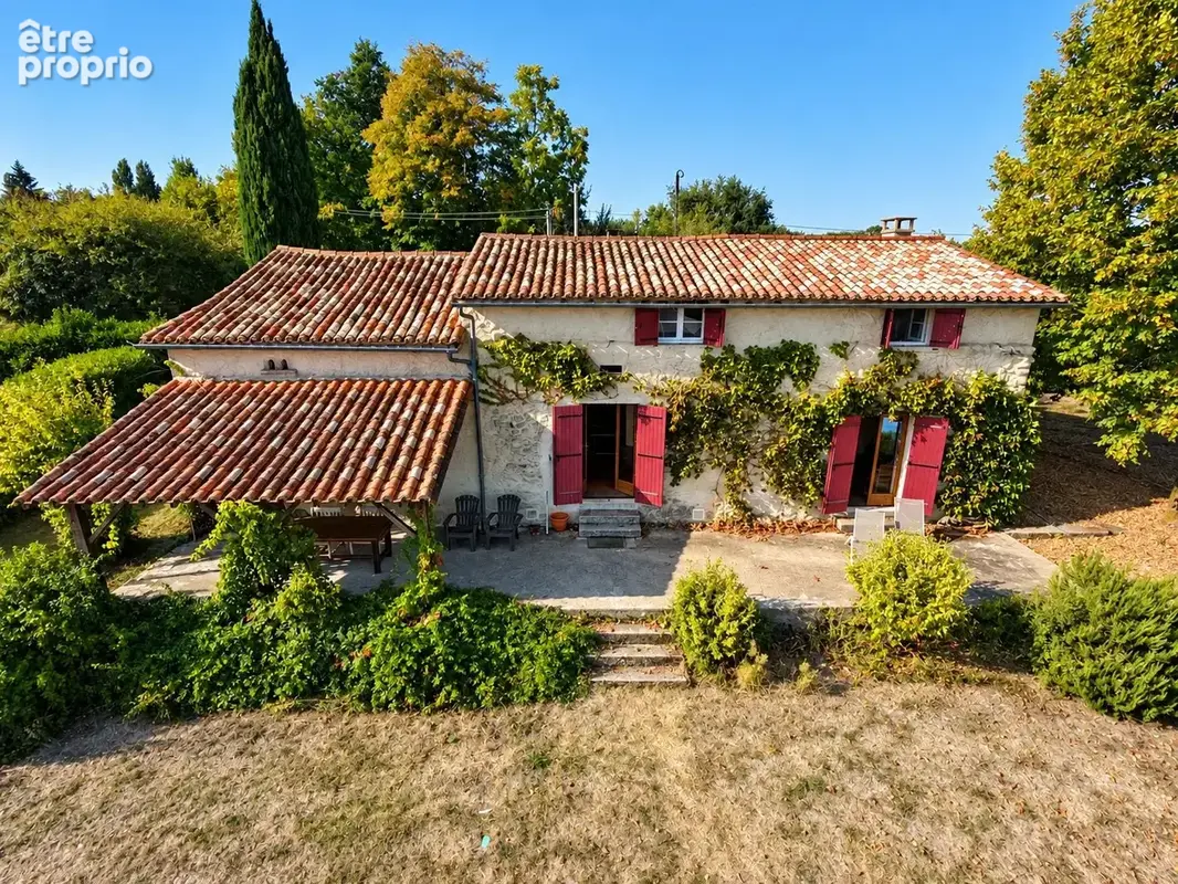 Belle maison en pierre avec piscine et vue imprenable - photo 13