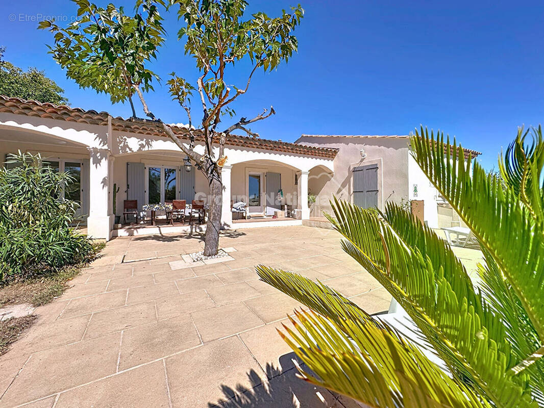 Maison à SAINT-PAUL-EN-FORET