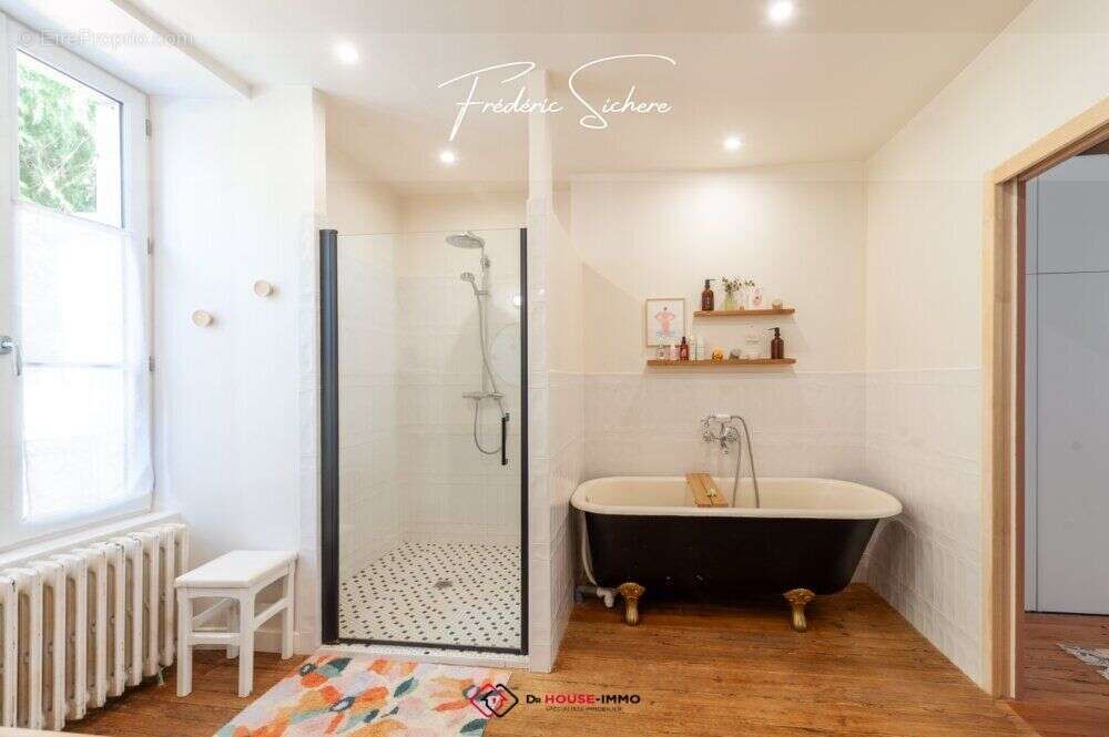 Maison 170 m² à Niort  - photo 8