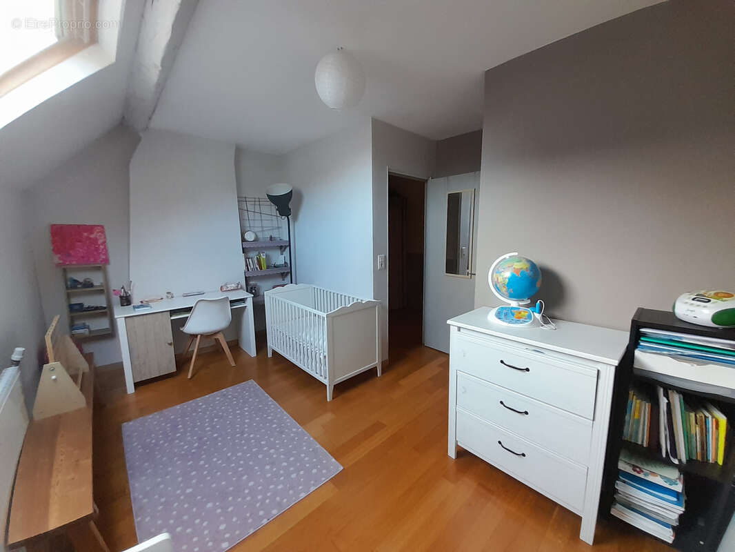 Maison à BEVILLE-LE-COMTE