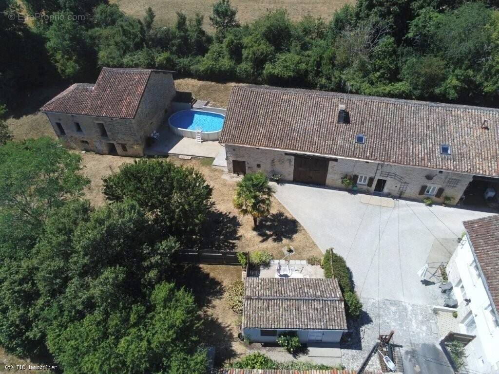 Maison à CIVRAY
