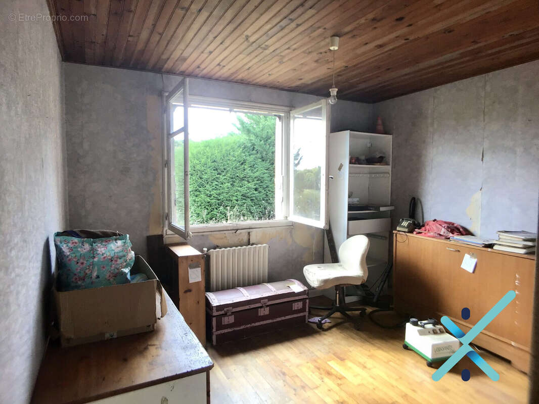 Maison à LES BRULAIS