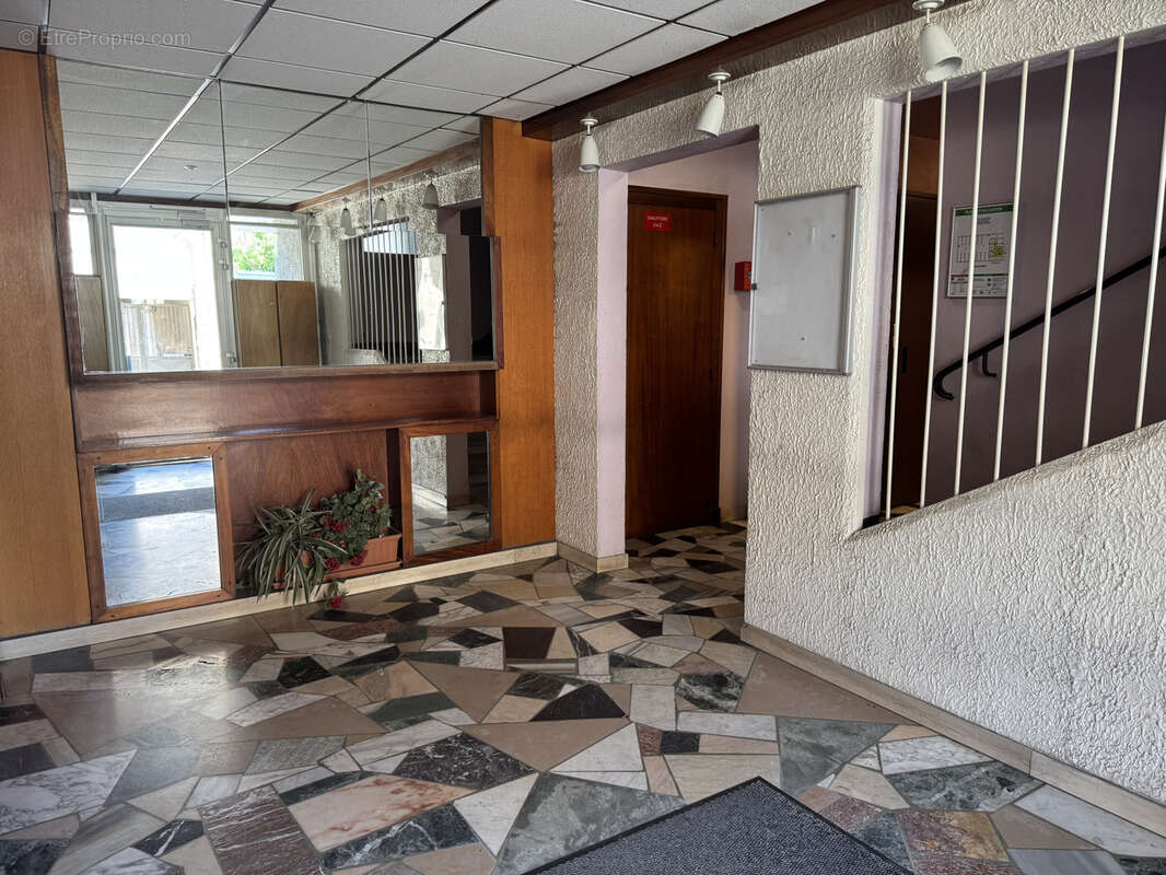 Appartement à SAINT-ETIENNE