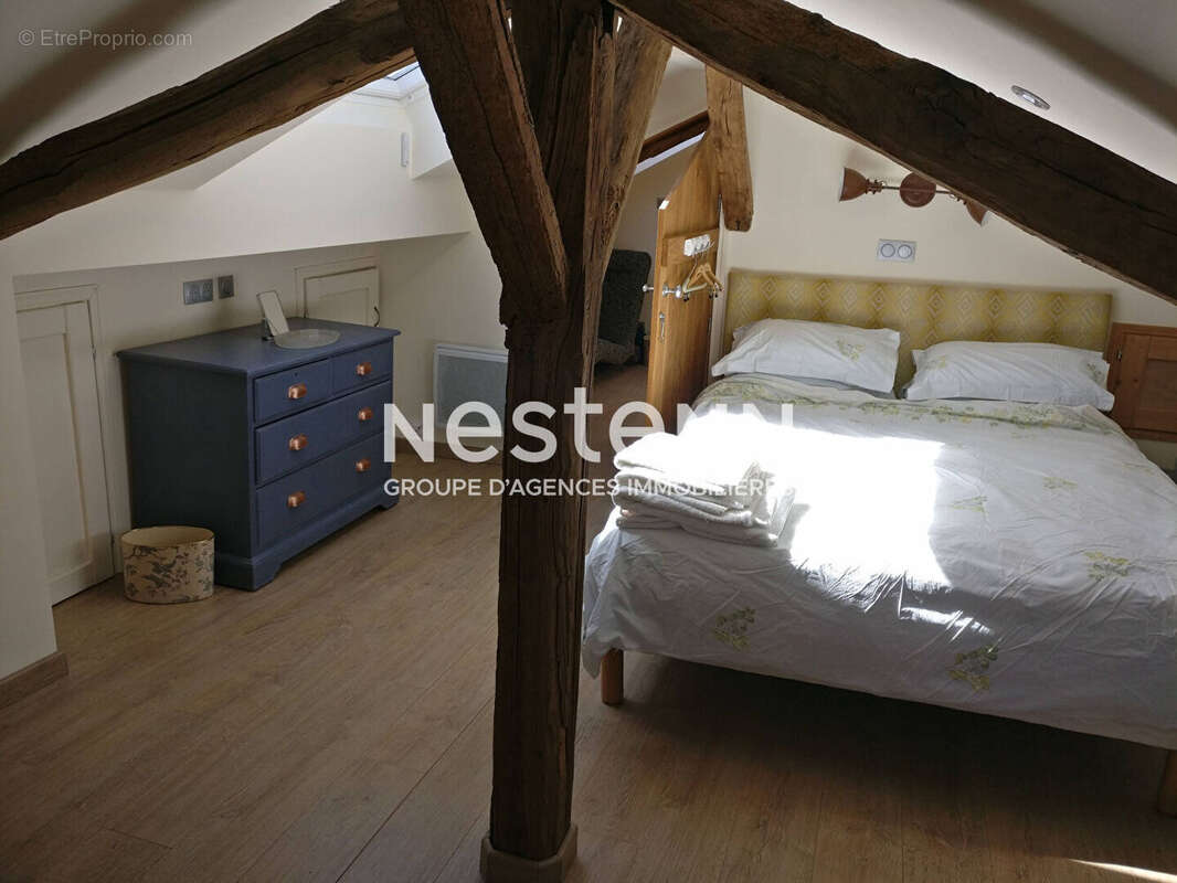 Maison à PIEGUT-PLUVIERS