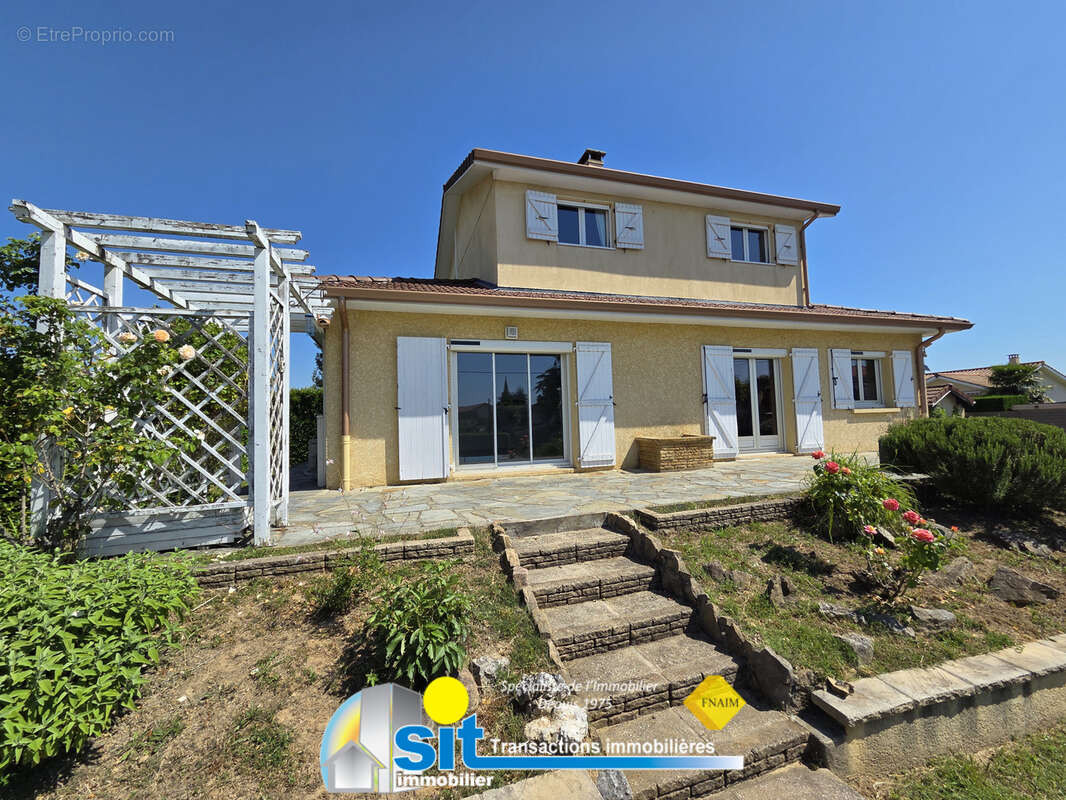 Villa 136 m2   3 chambres   Piscine   Sous-sol complet   Cheyssieu - photo 2