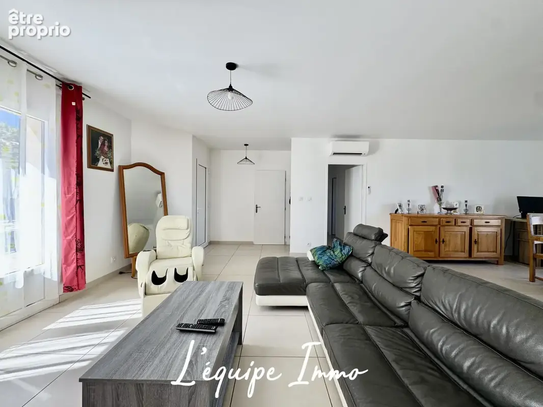 Villa de 2016 126m2 avec garage et piscine sur 1200m2 de terrain - photo 6