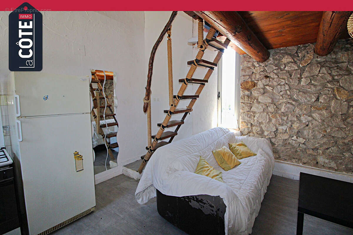 Appartement à CARRY-LE-ROUET