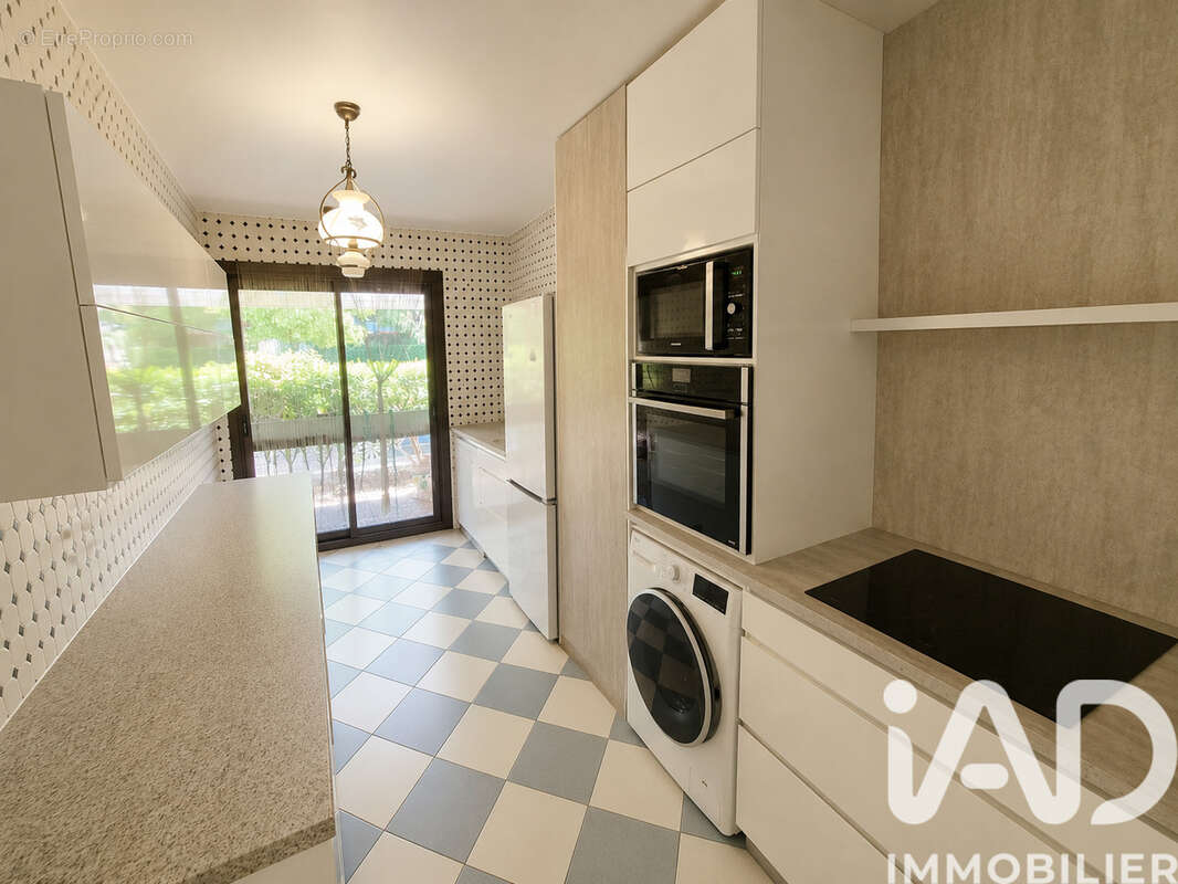 Photo 3 - Appartement à MARSEILLE-9E
