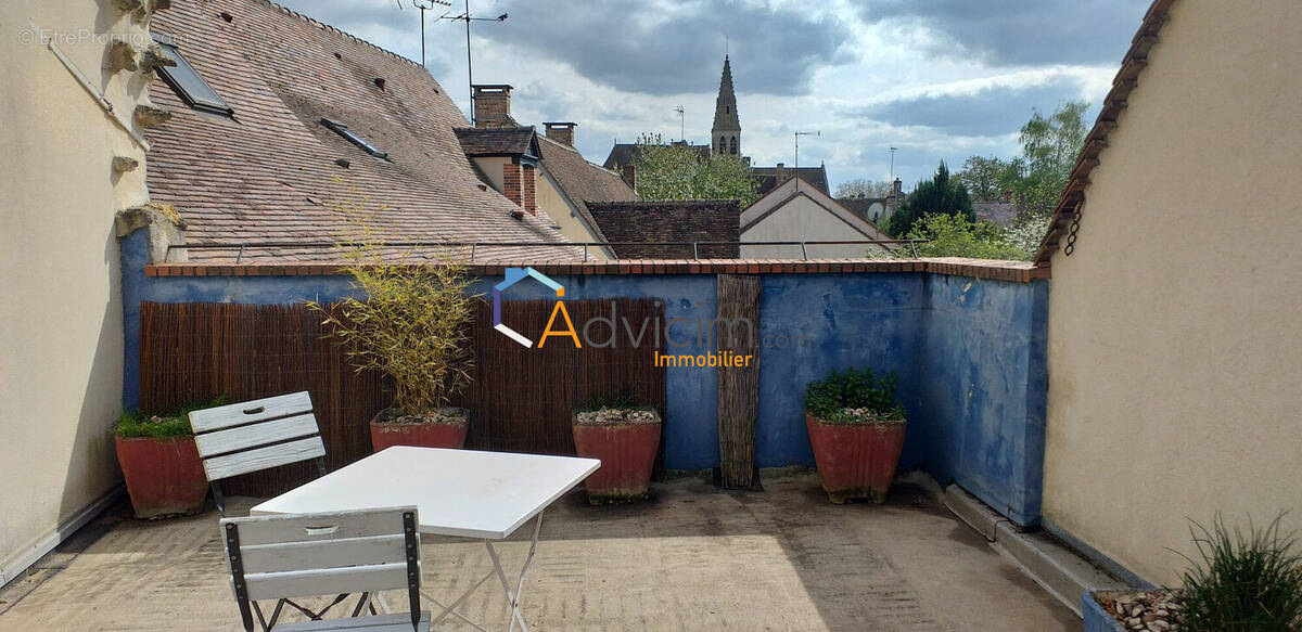 Maison à FERRIERES-EN-GATINAIS