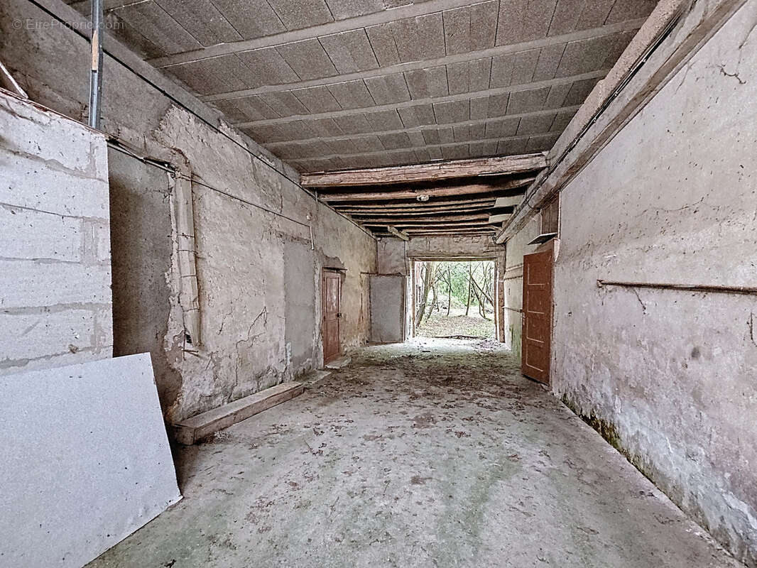Ensemble immobilier à rénover - photo 10