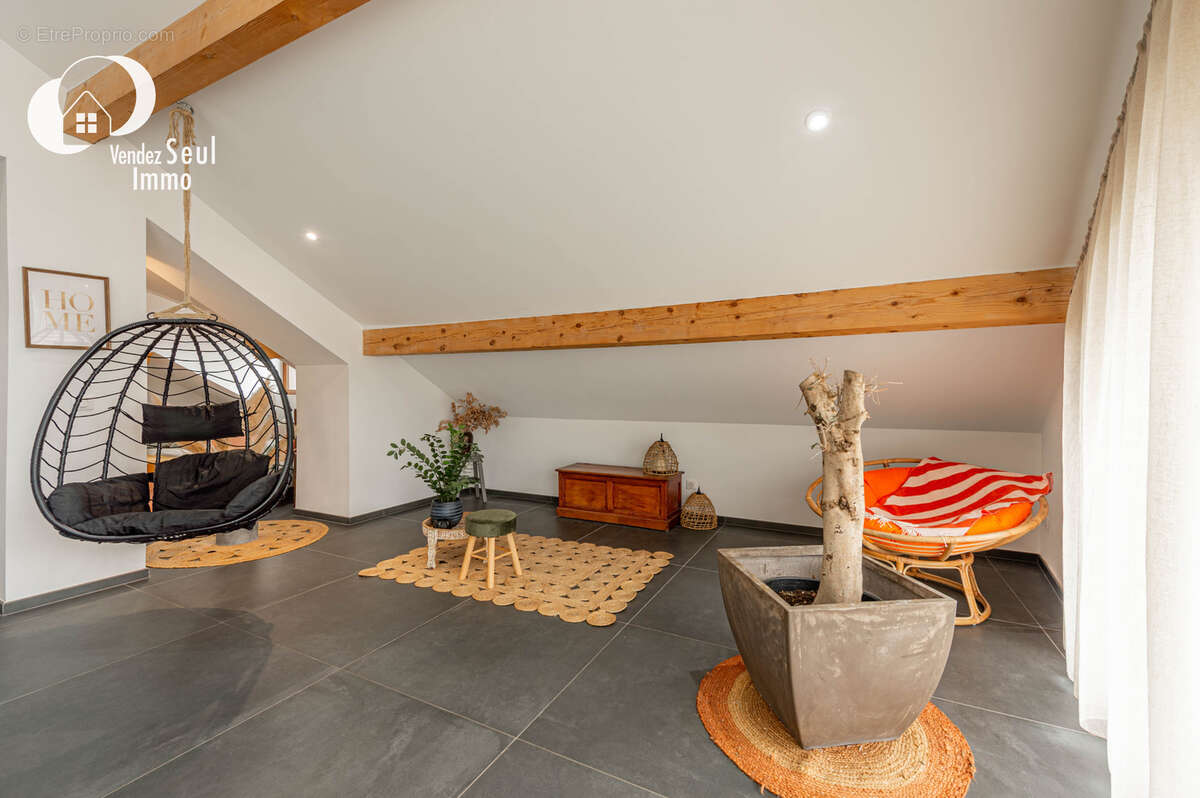 Appartement à BALLAISON