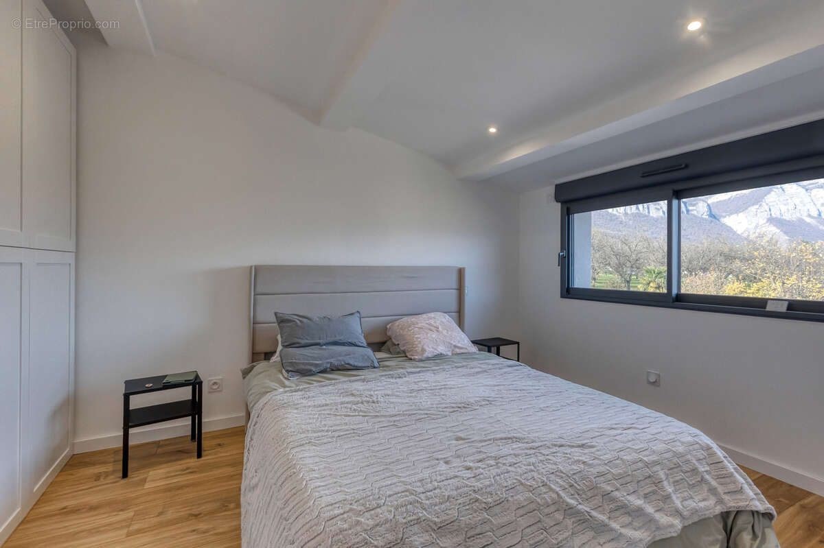 Appartement à ANNECY-LE-VIEUX