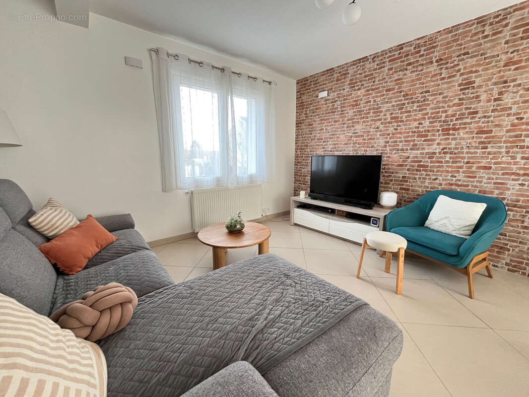 Maison à SARTROUVILLE