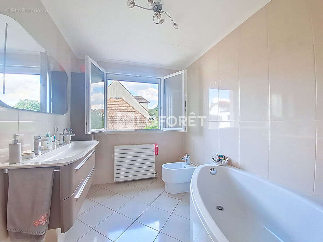 Maison à TRIEL-SUR-SEINE