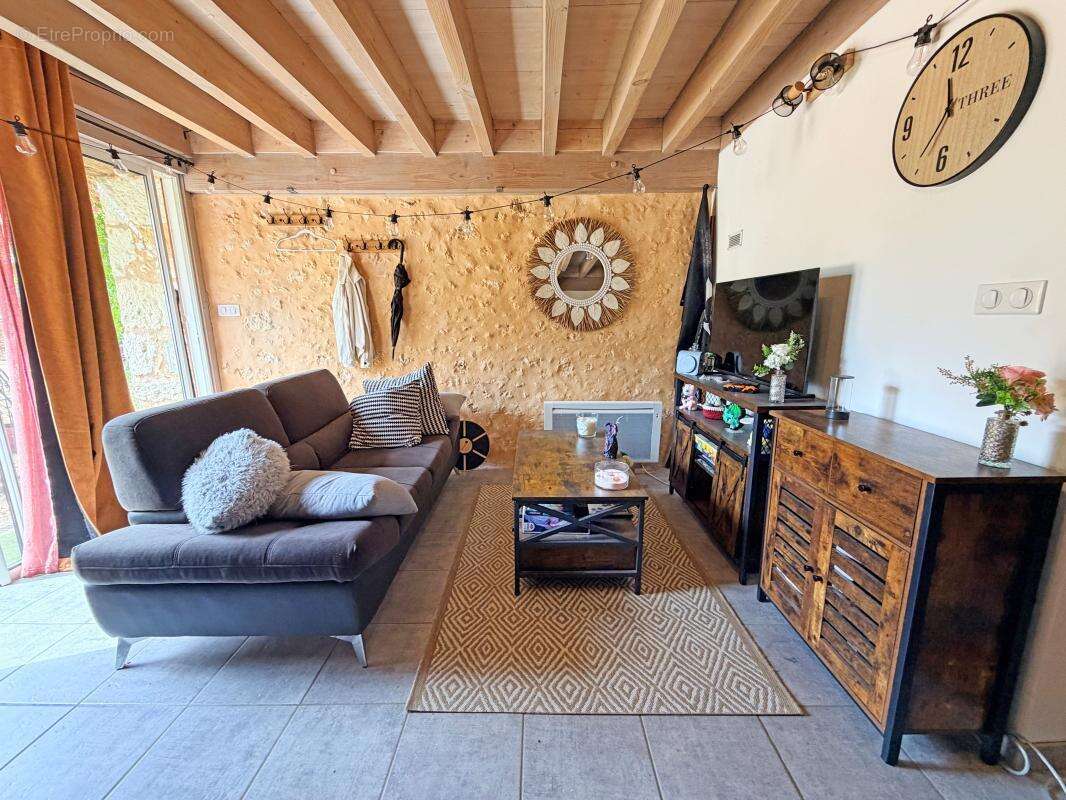 Maison avec gîte et piscine au calme - photo 18