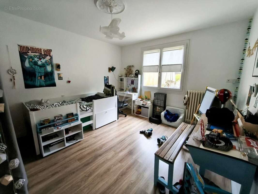 Maison à MORTAGNE-SUR-SEVRE