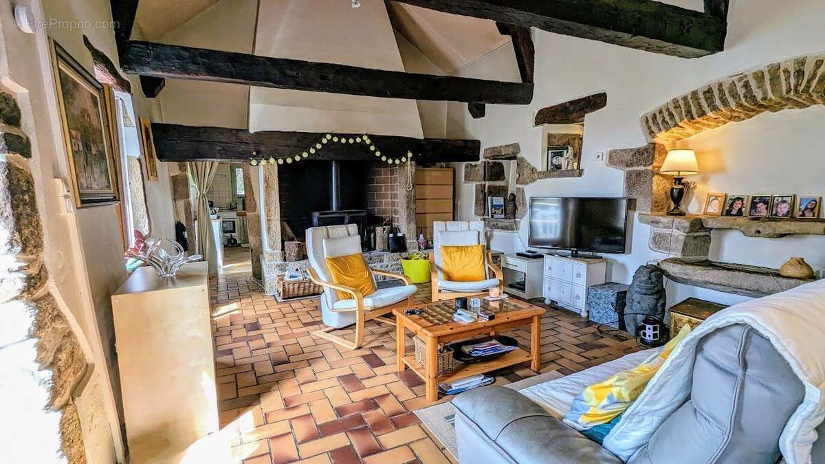 Maison avec dépendances proche Najac - photo 11