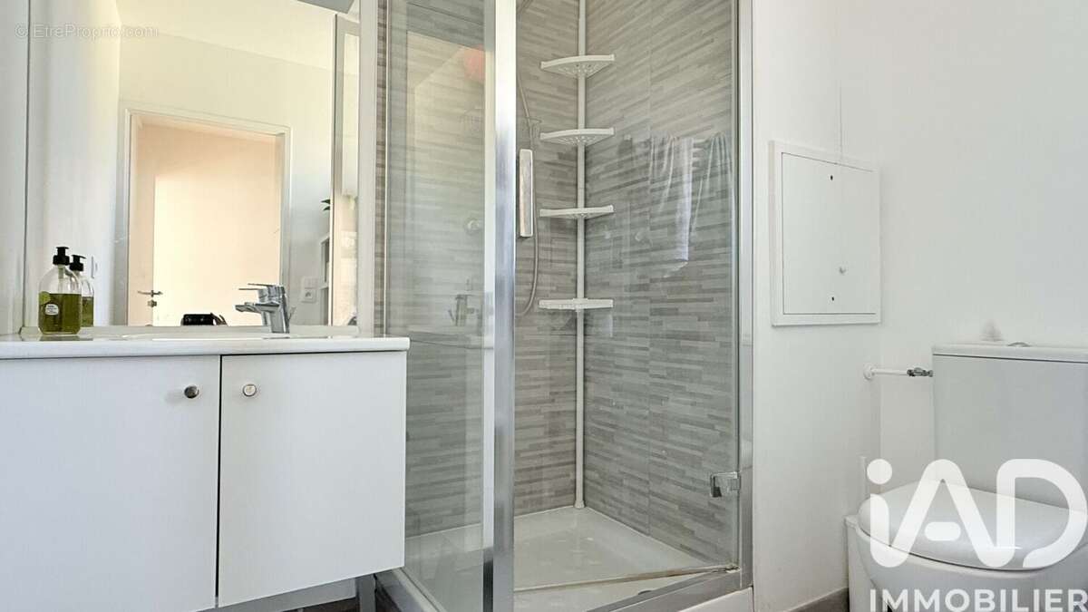 Photo 5 - Appartement à BUSSY-SAINT-GEORGES