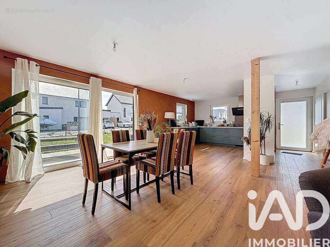 Maison 93 m² à Guidel  - photo 2