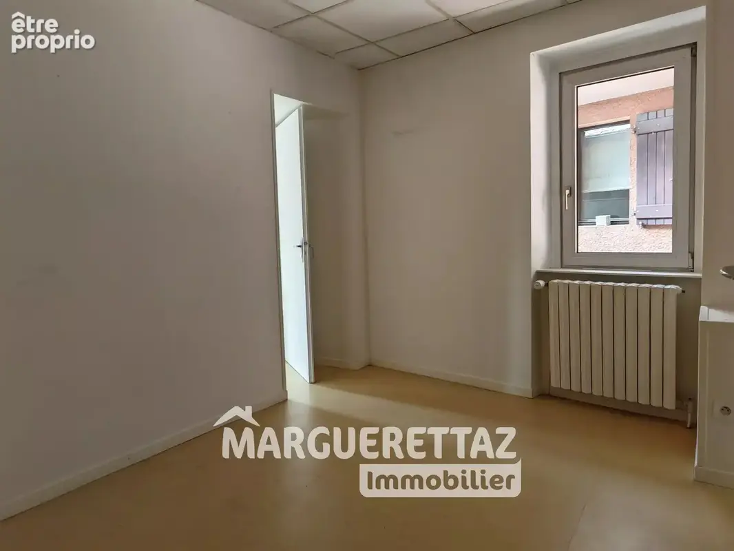 Appartement T4 de 67,7 m² avec balcon – 2ème étage – À rafraîchir - photo 7