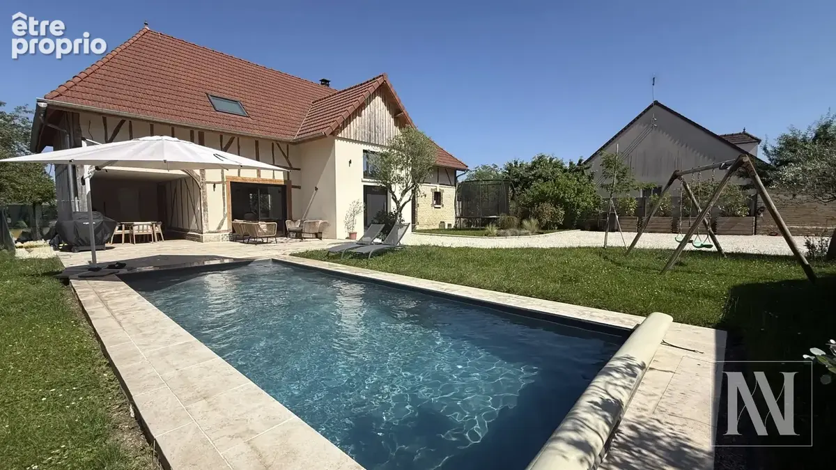 Superbe grange rénovée de 230m2 à Sainte-Savine - photo 3