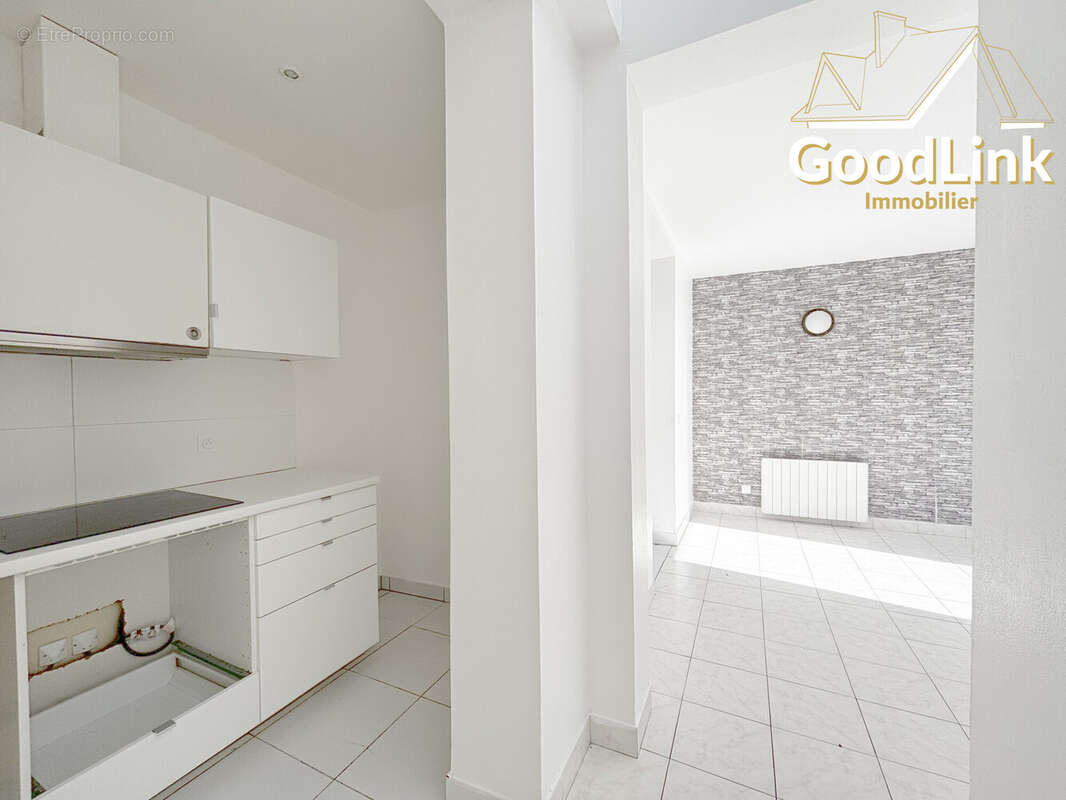 Appartement à AUBERVILLIERS