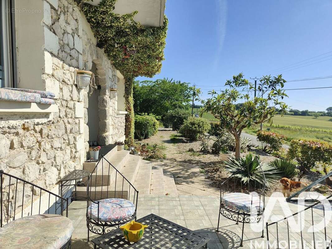 Maison 147 m² à Xaintrailles  - photo 3