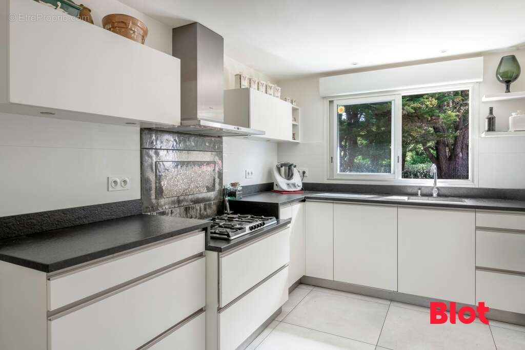 Maison 288 m² à Guerande  - photo 6