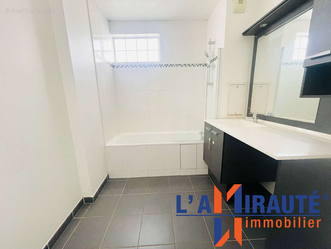 Appartement à SARTROUVILLE