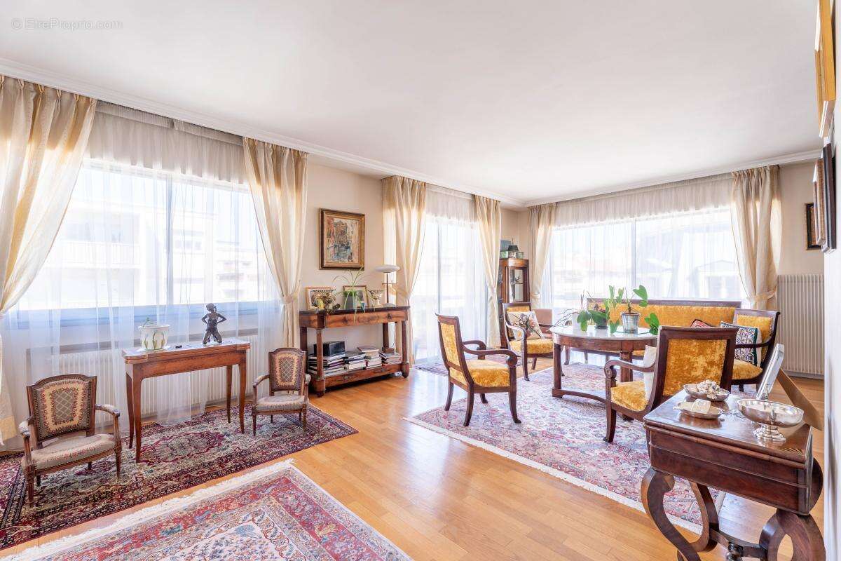 Appartement à LYON-6E