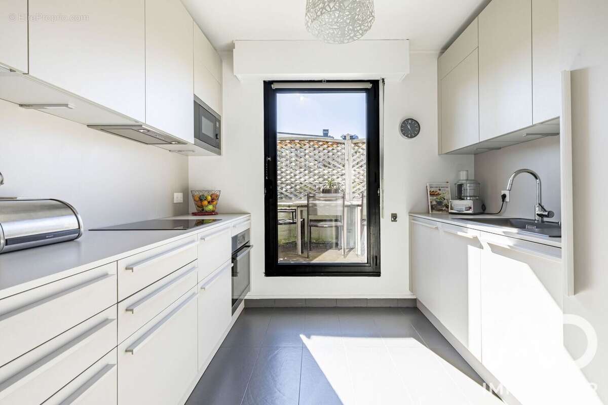 Appartement 102 m² à Puteaux  - photo 5
