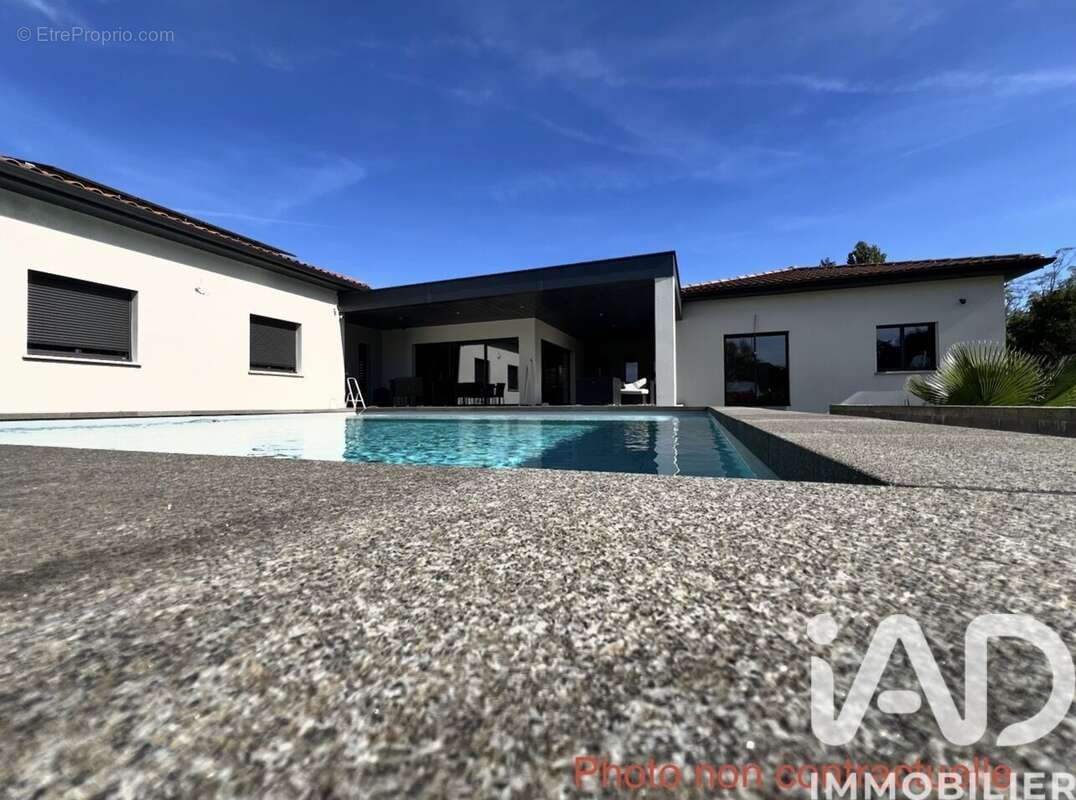 Photo 2 - Maison à CINTEGABELLE