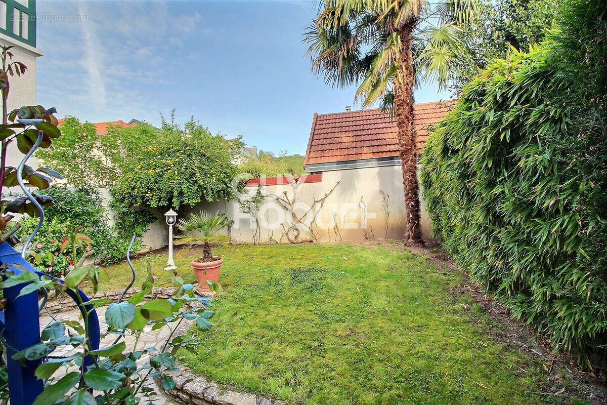 Maison à CHAVILLE