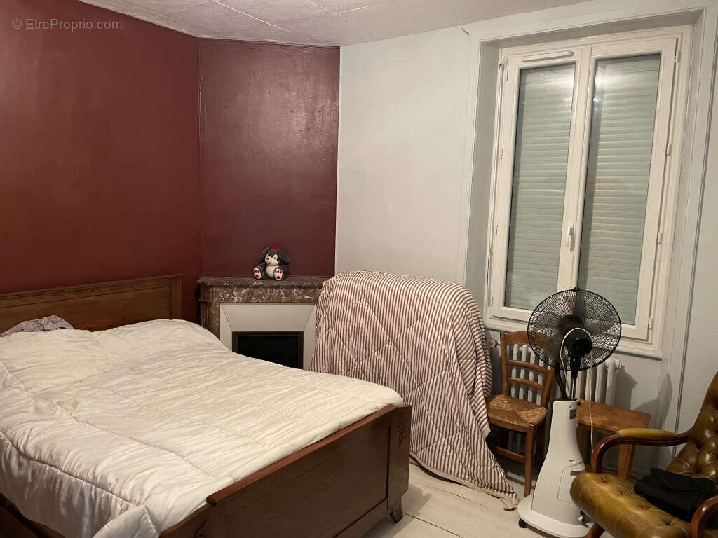 Maison à ARNAC-POMPADOUR