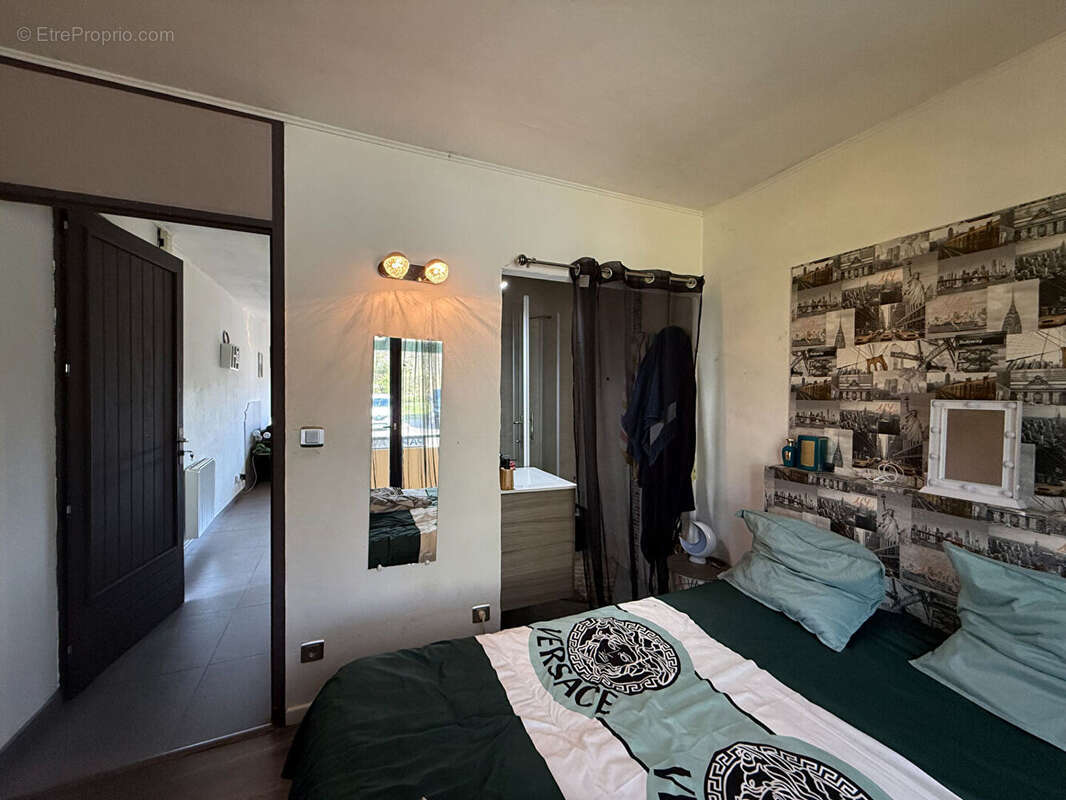 Appartement à CASTELNAUD-DE-GRATECAMBE