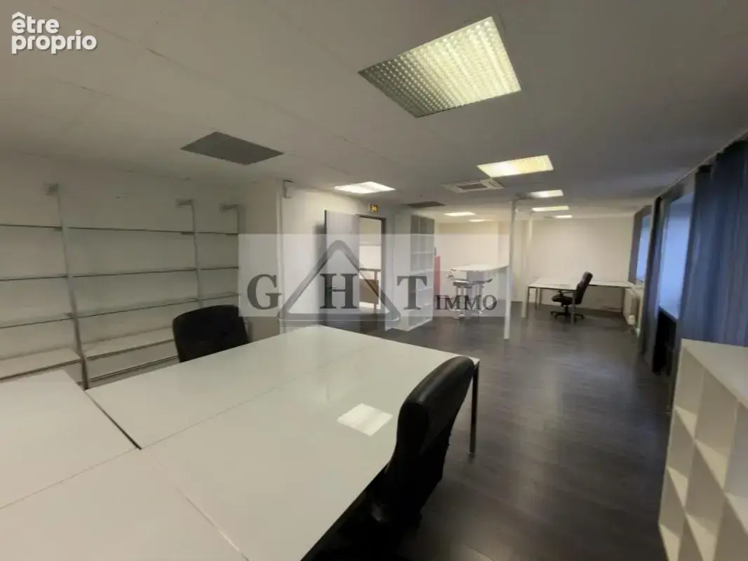 Entrepot 300m2 a vendre moissy cramayel - photo 7