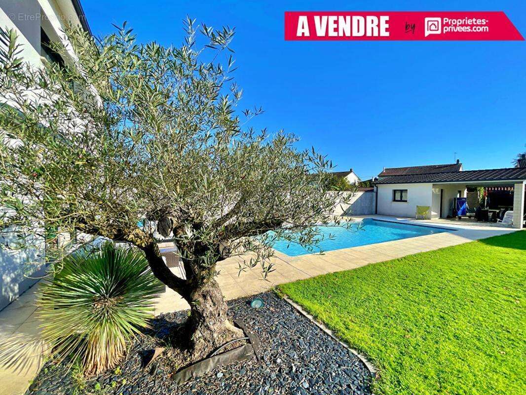Maison à EYSINES