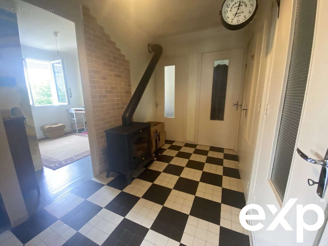 Appartement à FRONTENAUD