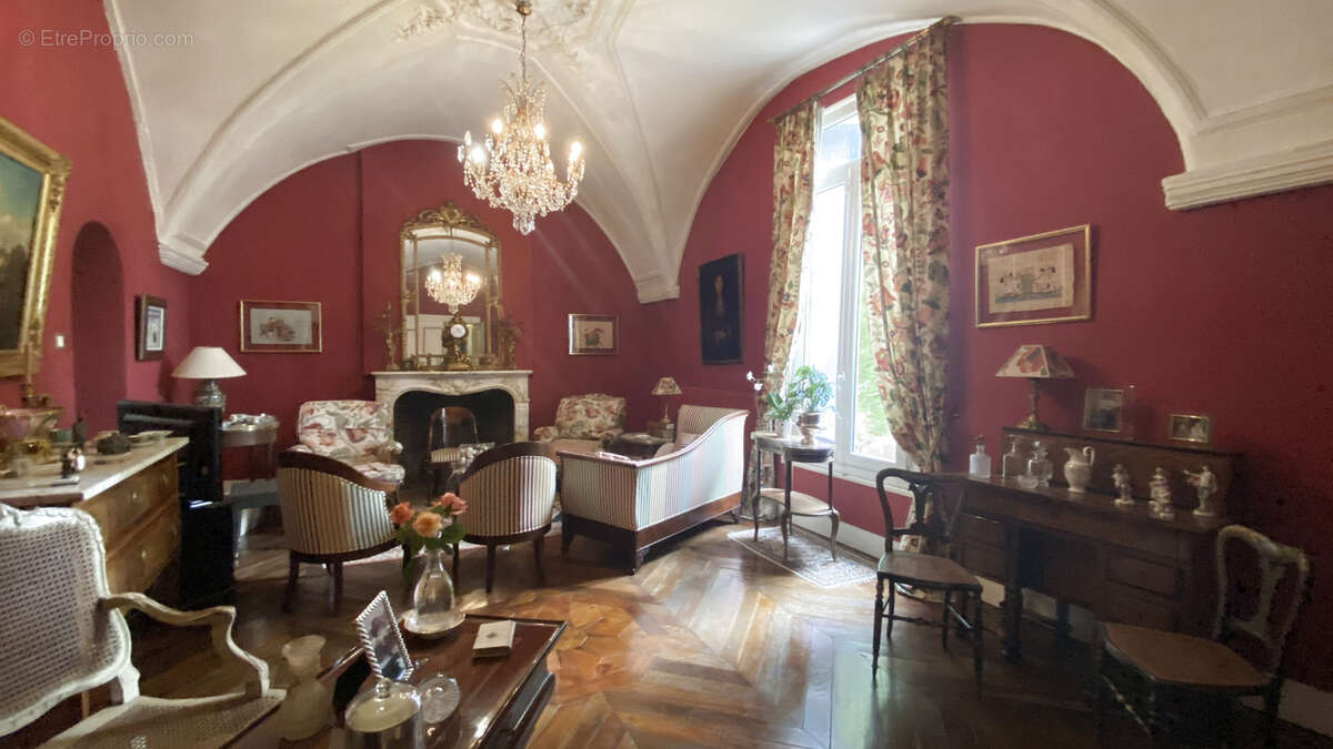 Maison à SAINT-GILLES